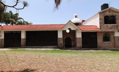 CASA DE DESCANSO EN VENTA, HUERTOS AGUA AZUL, MORELIA.