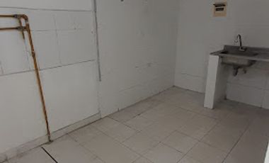 ARRIENDO de LOCALES en LA ESTRELLA