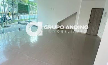 ARRIENDO de CASA COMERCIAL en BUCARAMANGA