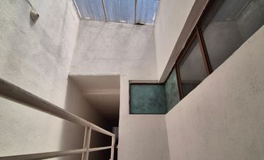CASA EN VENTA PARA DIVERSOS USOS SOBRE LA CARRETERA FEDERAL PUEBLA -TEHUACAN!