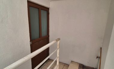 CASA EN VENTA PARA DIVERSOS USOS SOBRE LA CARRETERA FEDERAL PUEBLA -TEHUACAN!