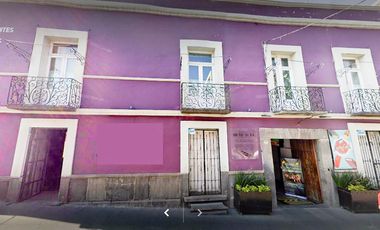 PLAZA COMERCIAL EN VENTA EN EL CENTRO DE PUEBLA! SOBRE BLVD 5 DE MAYO!!