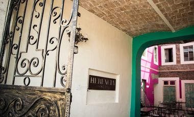 PLAZA COMERCIAL EN VENTA EN EL CENTRO DE PUEBLA! SOBRE BLVD 5 DE MAYO!!