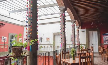 PLAZA COMERCIAL EN VENTA EN EL CENTRO DE PUEBLA! SOBRE BLVD 5 DE MAYO!!