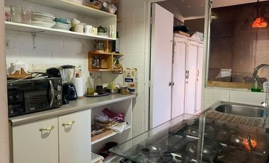 En venta casa 2D+ 1B + Estacionamiento