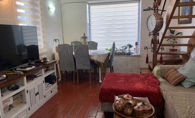 En venta casa 2D+ 1B + Estacionamiento