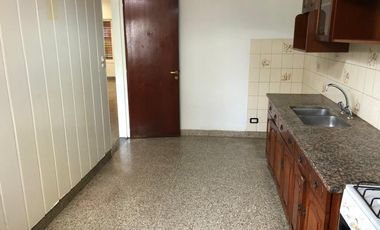 Casa - Turdera