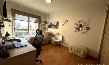 Venta departamento 4 ambientes con balcón y cochera en Quilmes