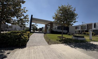 Casa en Venta en Senderos de Monteverde, espectacular !