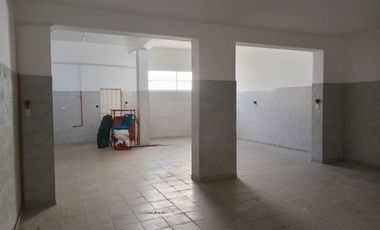 AMPLIO LOCAL EN BARRIO ALTAMIRA! GRAN OPORTUNIDAD.-