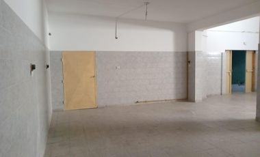AMPLIO LOCAL EN BARRIO ALTAMIRA! GRAN OPORTUNIDAD.-