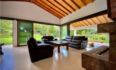 Vende Casa Campestre Parcelacion Alto Palmas El Retiro