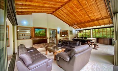 Vende Casa Campestre Parcelacion Alto Palmas El Retiro