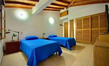 Vende Casa Campestre Parcelacion Alto Palmas El Retiro