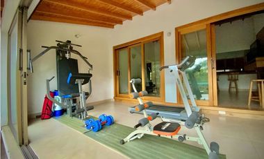 Vende Casa Campestre Parcelacion Alto Palmas El Retiro