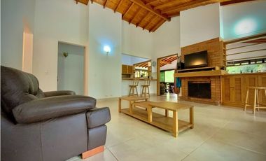 Vende Casa Campestre Parcelacion Alto Palmas El Retiro