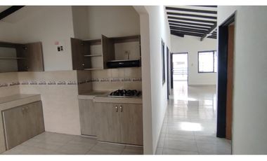 Oportunidad: Casa de 2do Piso en La Ceja, 104 m2