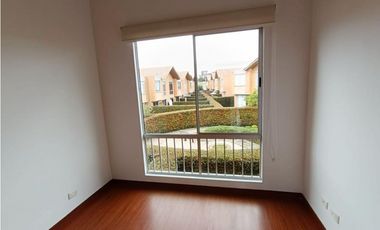 Arrriendo Casa de dos niveles en el sector de Huertas de Cajica.