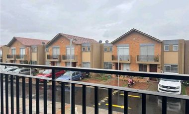 Arrriendo Casa de dos niveles en el sector de Huertas de Cajica.