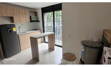 APARTAESTUDIO AMOBLADO EN LA AMERICA LAURELES ESTADIO