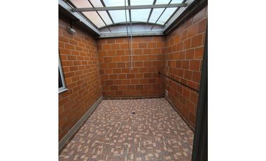 SE PERMUTA Hermosa casa en Cerritos Campestre / Pereira