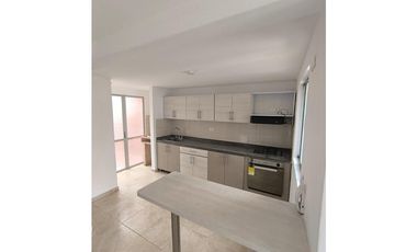 SE PERMUTA Hermosa casa en Cerritos Campestre / Pereira