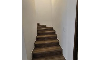 SE PERMUTA Hermosa casa en Cerritos Campestre / Pereira