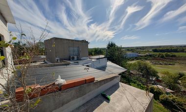 CASA CON VISTA AL RÍO - San Pedro