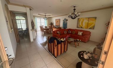 Casa en VENTA - Fracc. Residencial la Joya