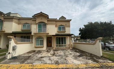 Casa en VENTA - Fracc. Residencial la Joya