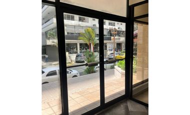 ALQUILER DE LOCAL COMERCIAL/ OFICINAS