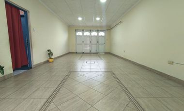 VENTA CASA A 100 M DE AVENIDA GORRITI