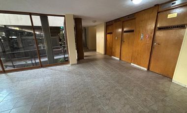 DEPARTAMENTO AMOBLADO 2 DORM COCHERA CAPITAL