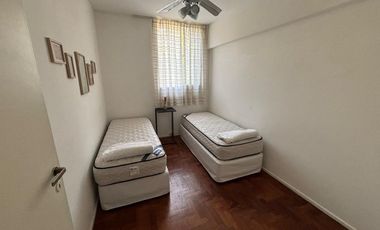 DEPARTAMENTO AMOBLADO 2 DORM COCHERA CAPITAL