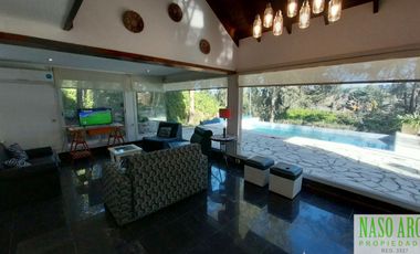 Moderna propiedad en venta en en Sierra de los Padres. Gas Natural. APTA CREDITO