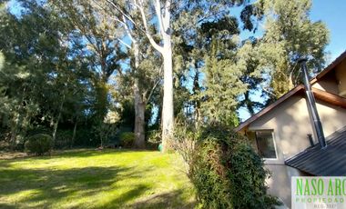 Moderna propiedad en venta en en Sierra de los Padres. Gas Natural. APTA CREDITO