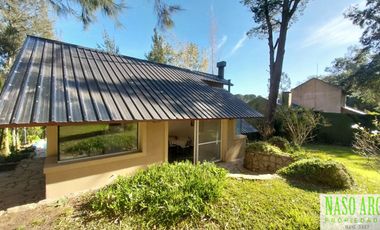 Moderna propiedad en venta en en Sierra de los Padres. Gas Natural. APTA CREDITO