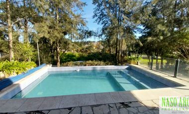 Moderna propiedad en venta en en Sierra de los Padres. Gas Natural. APTA CREDITO