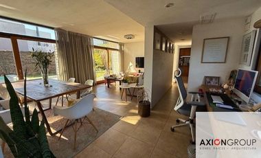 Casa en venta de 3 dormitorios c/ cochera en City Bell