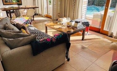 Casa en venta de 3 dormitorios c/ cochera en City Bell