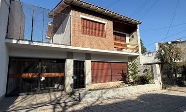 Casa 3 amb con patio, parri, terraza y 2 cocheras