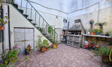 Venta Casa 4 ambientes con cochera en Don Bosco