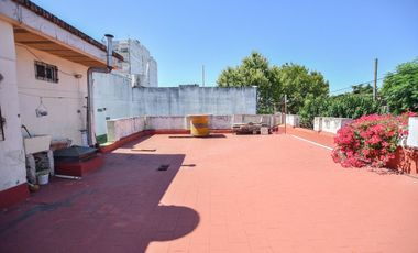 Venta Casa 4 ambientes con cochera en Don Bosco
