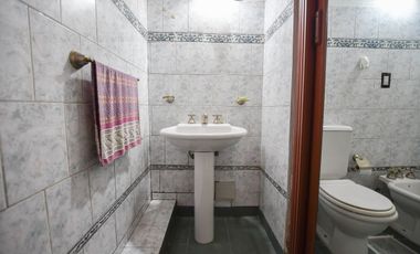 Venta Casa 4 ambientes con cochera en Don Bosco