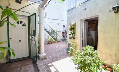 Venta Casa 4 ambientes con cochera en Don Bosco