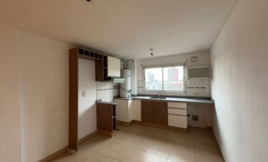 VENTA DEPARTAMENTO CON COCHERA BERAZATEGUI CENTRO