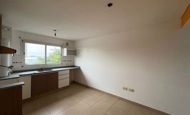 VENTA DEPARTAMENTO CON COCHERA BERAZATEGUI CENTRO