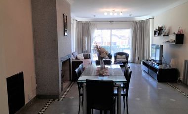 VENTA CASA PILAR COUNTRY CHAMPAGNAT, ÚNICA