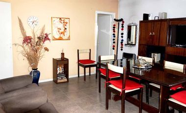 LINDA CASA EN LOMAS DE ZAMORA - APTA CRÉDITO