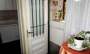 LINDA CASA EN LOMAS DE ZAMORA - APTA CRÉDITO